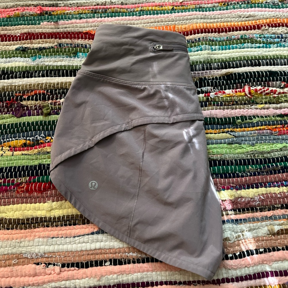 Lululemon speed ups size 2 4in inseam